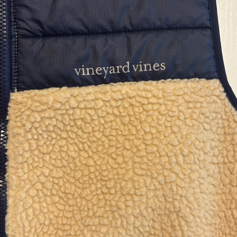 Vineyard Vines Sherpa Vest in Cream and Navy Trim - Picture 2 of 4